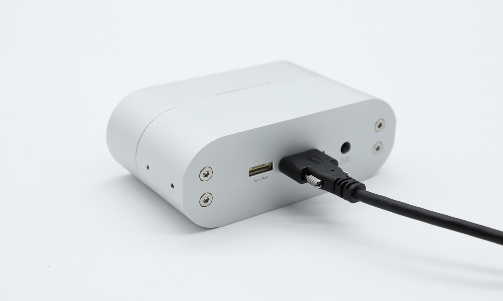 Femto Bolt采用USB-C接口進(jìn)行供電和傳輸。.png